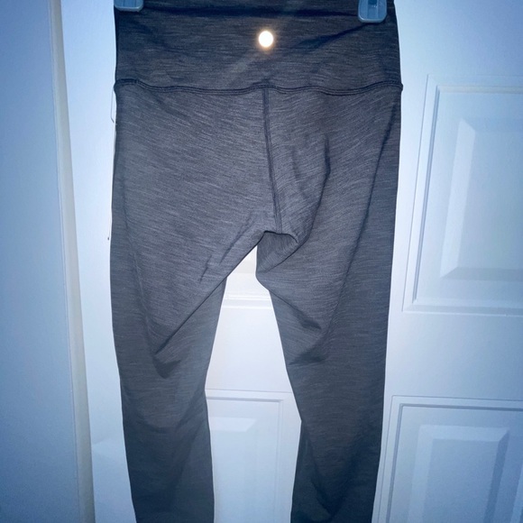 Lululemon Wunder Under High-Rise Crop 23" - Picture 3 of 5
